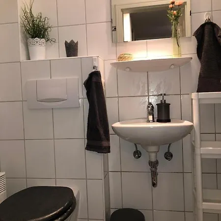 Holiday home Haus-kranichduene *