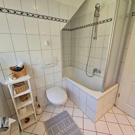 Haus-kranichduene Holiday home *