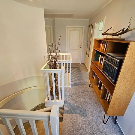 Haus-kranichduene Hohwacht