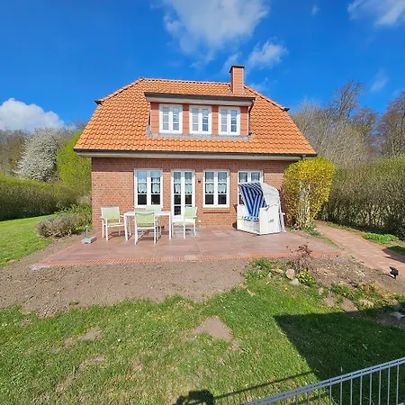 Haus-kranichduene Hohwacht