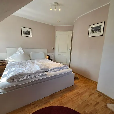 Haus-kranichduene Holiday home *