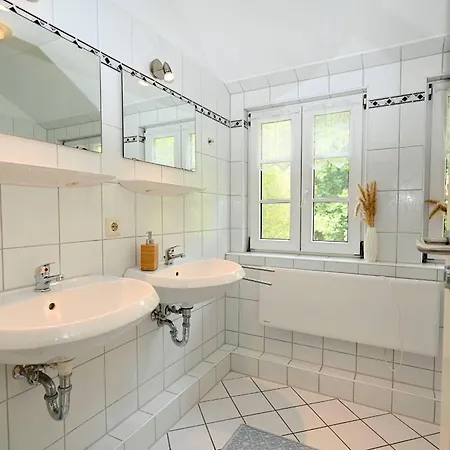 Haus-kranichduene Prázdninový dům *