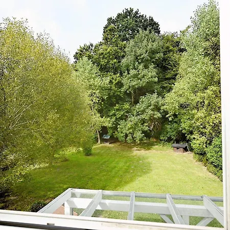 Дом отдыха Haus-kranichduene *