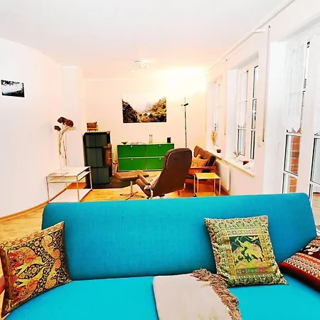 Haus-kranichduene Ховахт